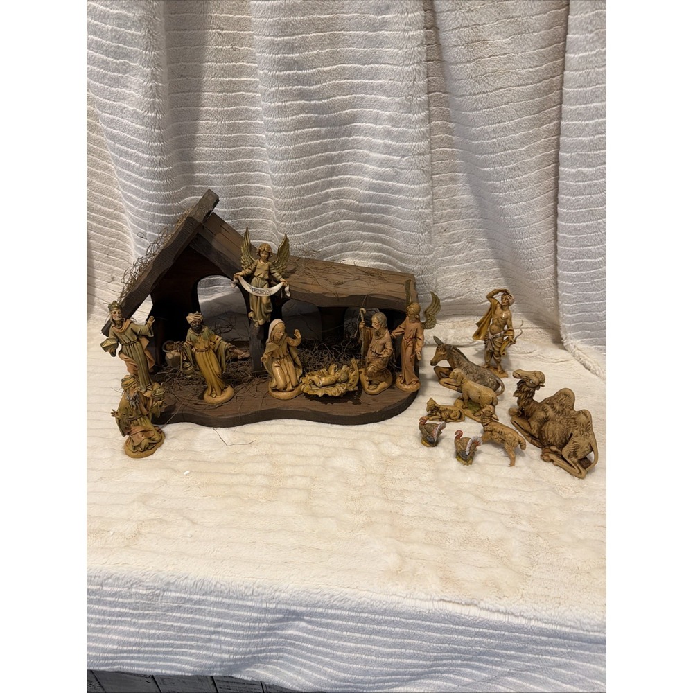 Fontanini Depuse Italy Vintage Nativity Stable 19pc